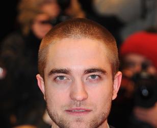 Robert pattinson march1 rm m.jpg