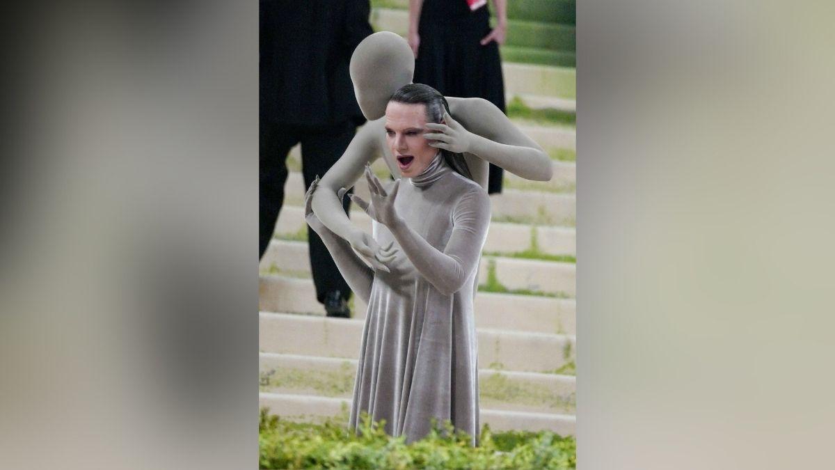 met gala  craziest outfits photos