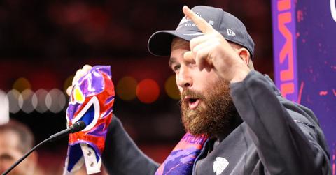 travis kelce slammed partying selfies bar kansas city parade shooting