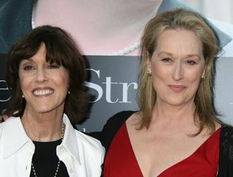 Nora ephron meryl streep june27.jpg