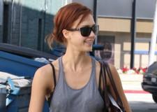 2009__09__full_jessica_alba_nail_09_wenn2590756 225&#215;160.jpg