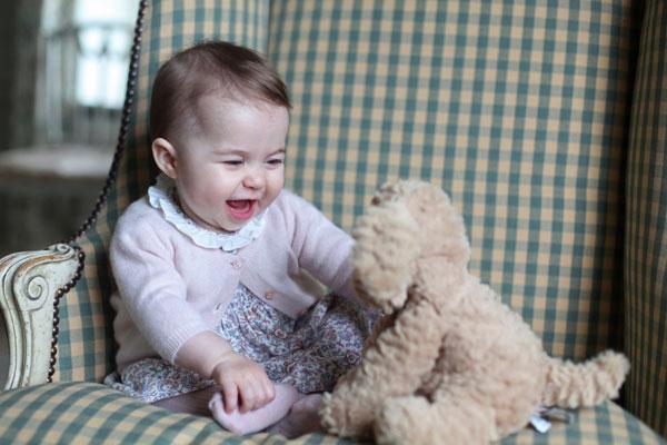 Princess charlotte cutest photos 10