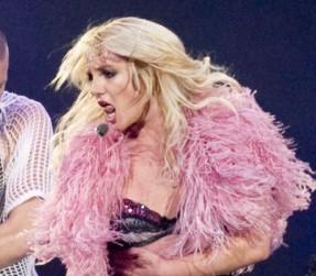 2010__08__britney_spears_aug11mb 287×300.jpg