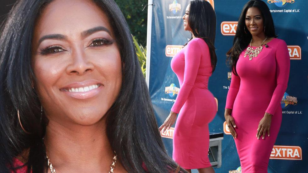 Kenya moore flaunts booty extra