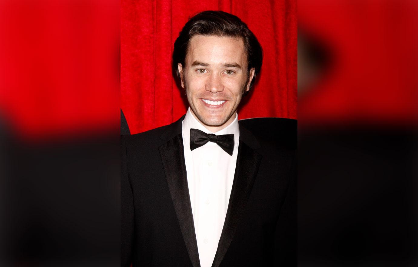 everything need know tom pelphrey