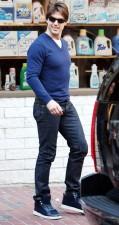 2009__09__fp_3642021_cruise_holmes_fp2_092009 119&#215;225.jpg