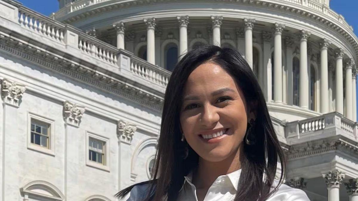 Image of Regina Santos-Aviles