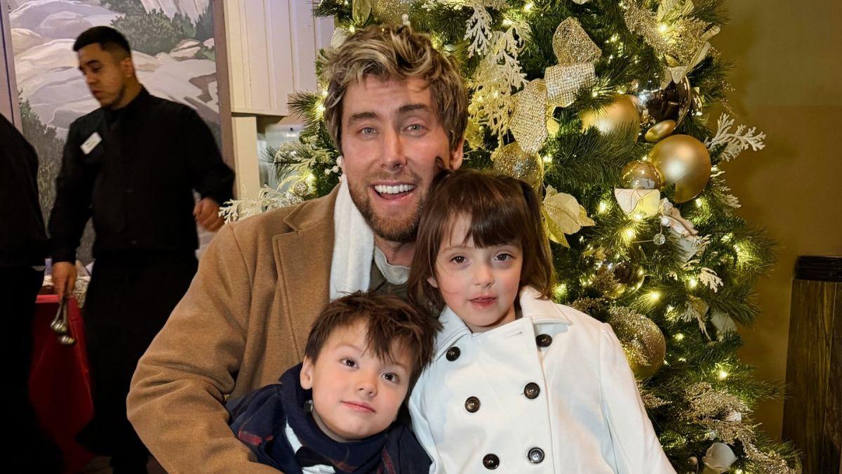 Photo of Lance Bass and his twins, Violet and Alexander.