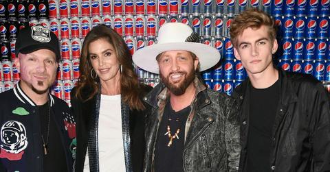 LOCASH and Cindy and Gerber main