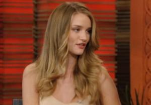 2011__06__Rosie_Huntington_Whiteley_June28news 300×209.jpg