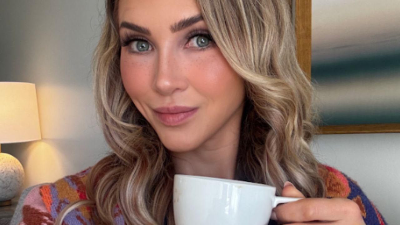 image of Alix Lynx called egg freezing her 'insurance plan' for the future.