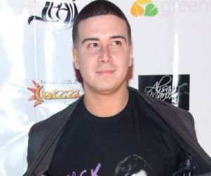 2011__06__Vinny_Guadagnino_June30news 300×281.jpg