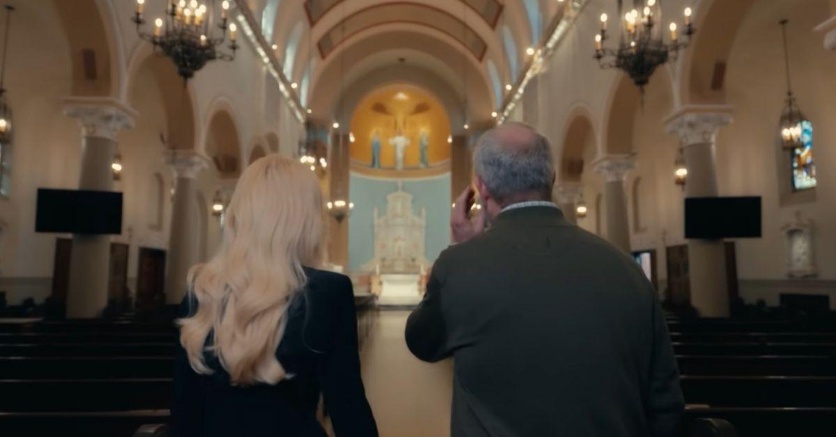 image of Gwen Stefani had Apollo when she was 44 years old.