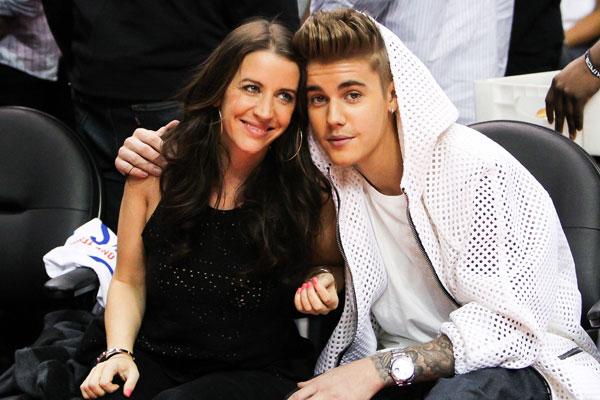 Justin Bieber spends Mother&#8217;s Day with his mom at the LA Clippers Game in Los Angeles