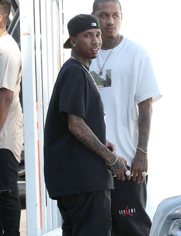 Tyga arrest warrant 01