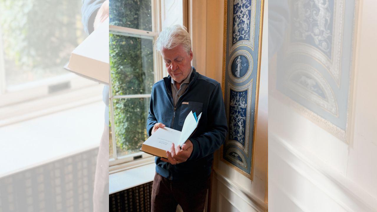 Image of Charles Spencer offers his own interpretation of his former brother-in-law's reaction to Diana's death in the new book.