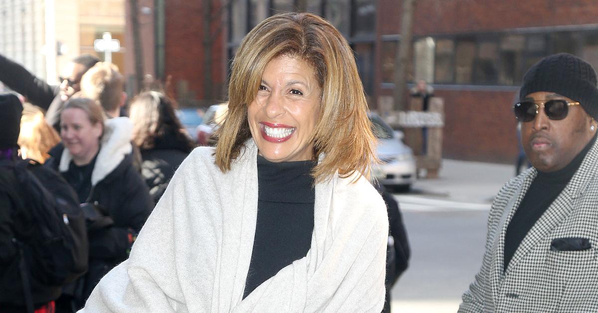 Hoda Kotb Celebrates Birthday Early Amid Work Feud(02)