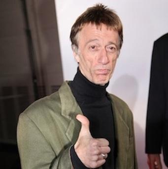 Robin_gibb_april23.jpg