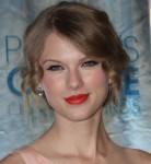 2011__01__Taylor_Swift_Jan13newsneb 138&#215;150.jpg