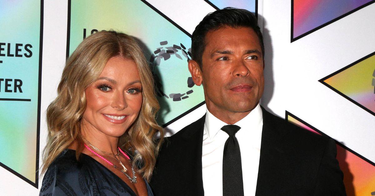 Kelly Ripa Declares Vow Renewal Is 'Kiss Of Death'