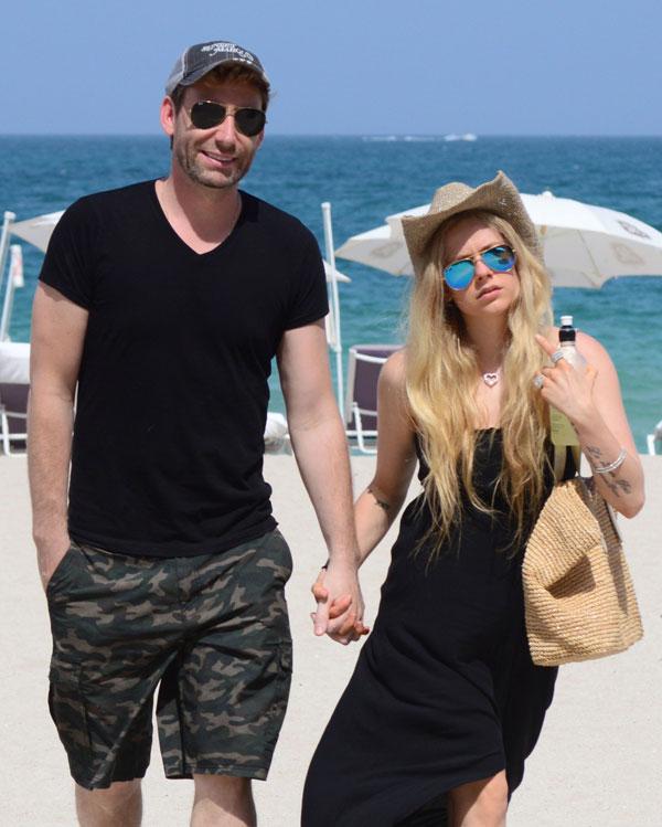 Avril lavigne chad kroeger florida 01