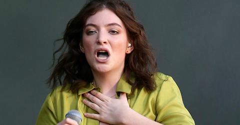 Lorde apologizes for whitney houston bathtub post