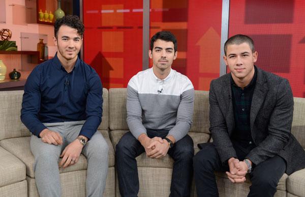 Nick jonas shuts down jonas brothers comeback 03