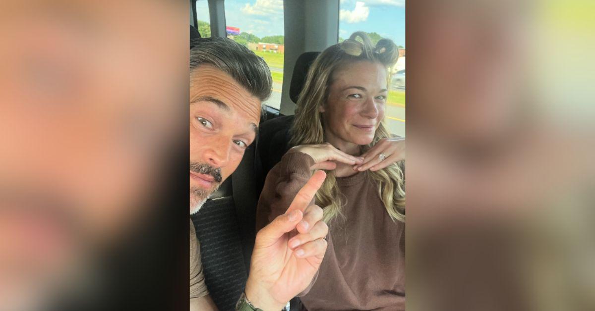 leann rimes photos bikini body cryptic message