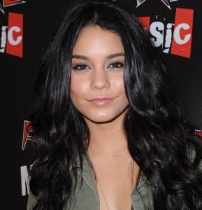 2010__09__vanessa_hudgens_sept22 289&#215;300.jpg