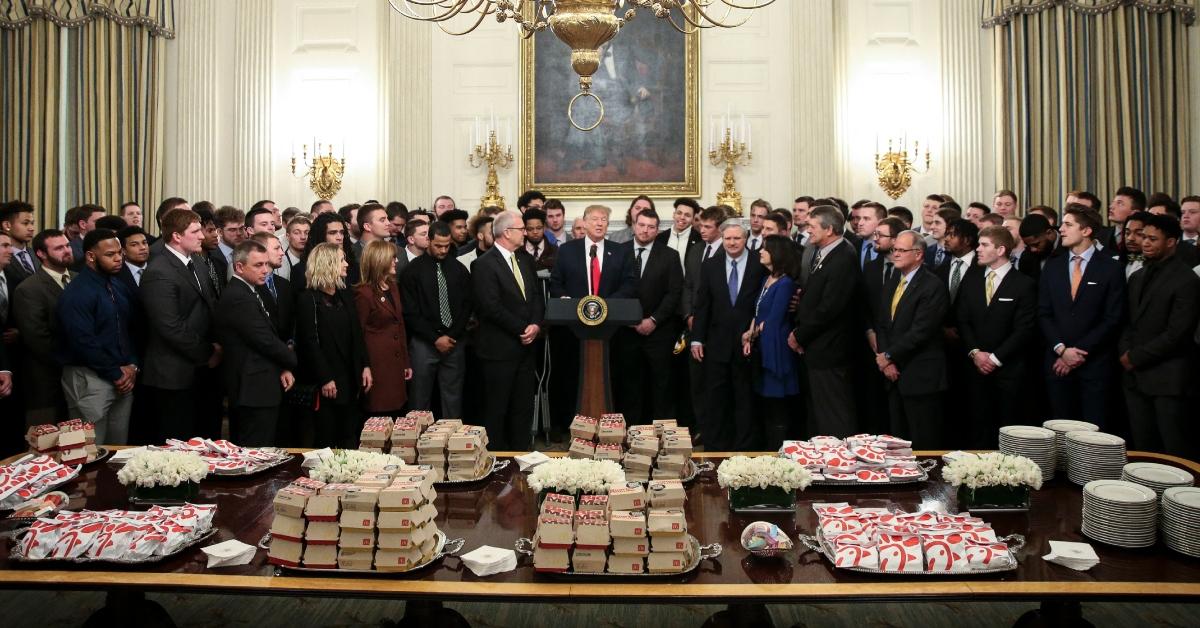 Photo of The POTUS has served McDonald's at the White House before.