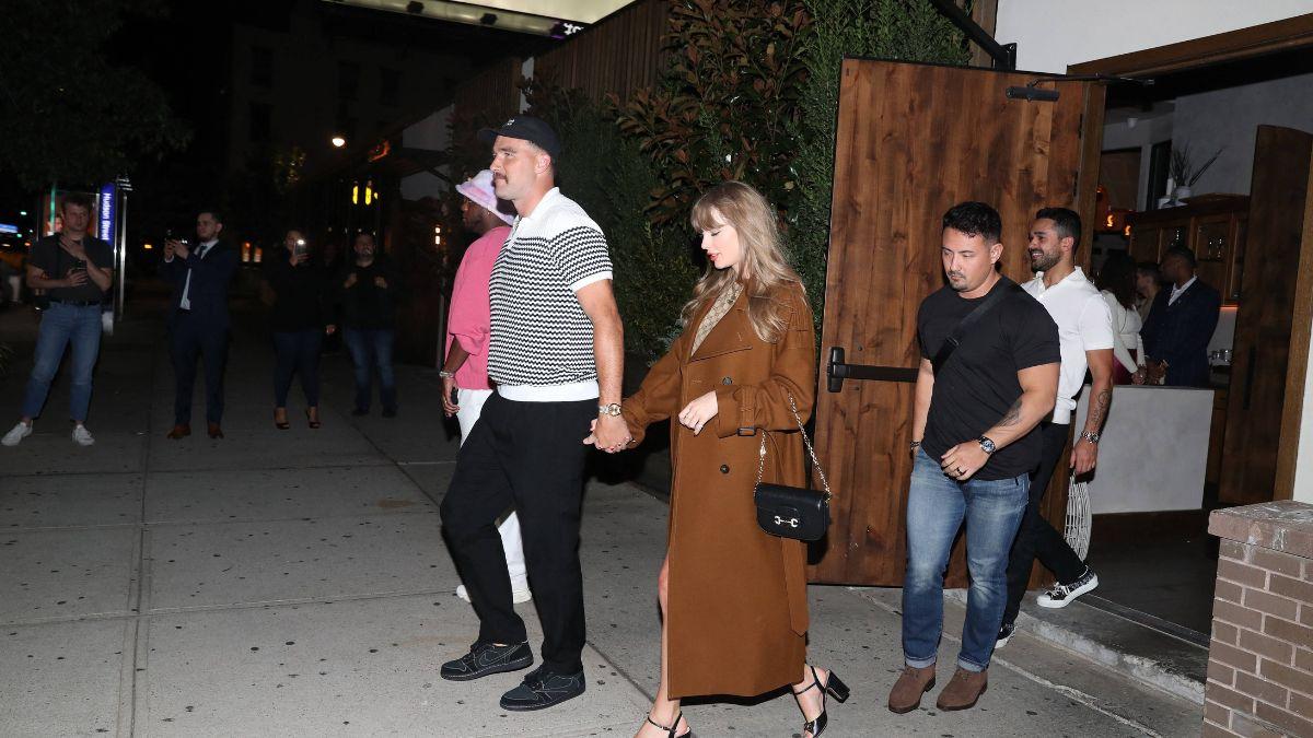 Image of Jack Antonoff arrived near Madison Square Garden alongside his sister, designer Rachel, ahead of the reported celebration.