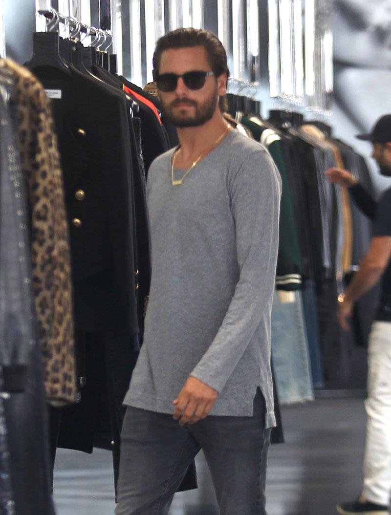 Scott disick partying khloe kardashian worried kuwtk 05