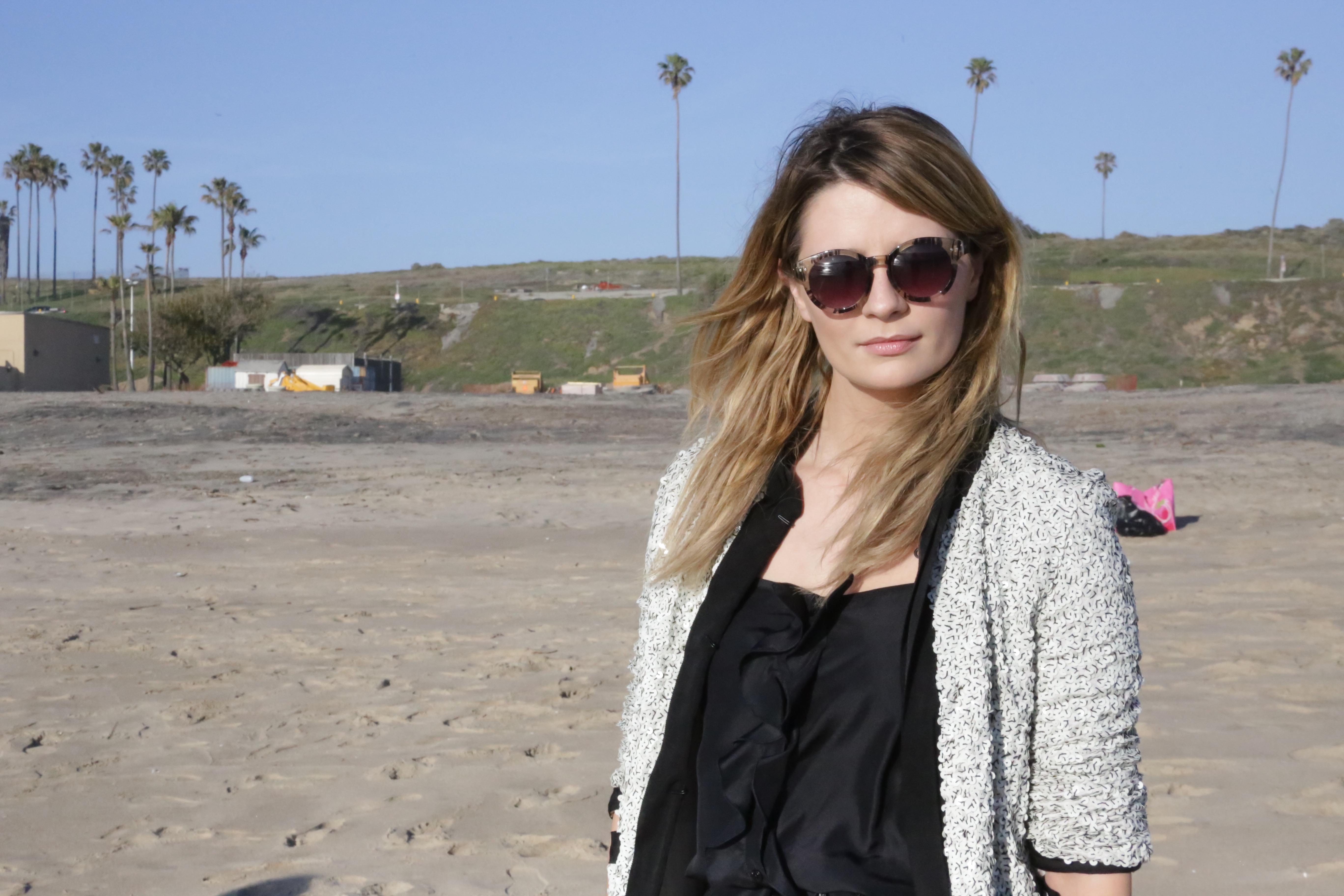 EXCLUSIVE: Mischa Barton is back on the beach for a The O.C. flashback with Artem Chigvintsev for Dancing With The Stars.