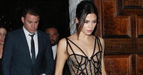 Channing tatum checks out jenna dewan 05