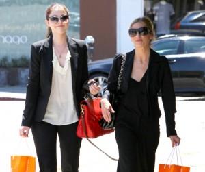 2010__08__Michelle_Tracht_Aug26_57m 300×257.jpg