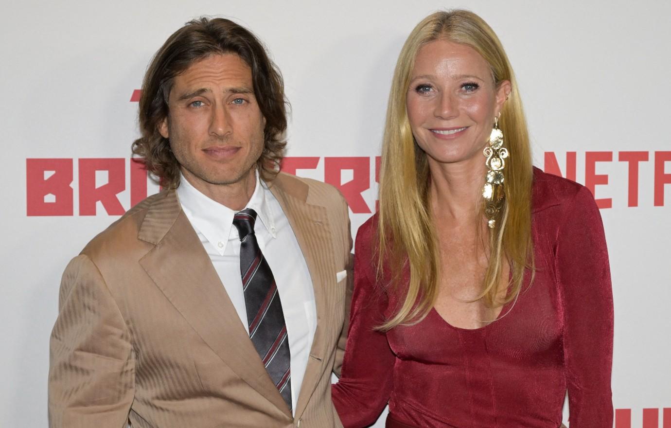 gwyneth paltrow thrilled chris martin dakota johnsons engagement