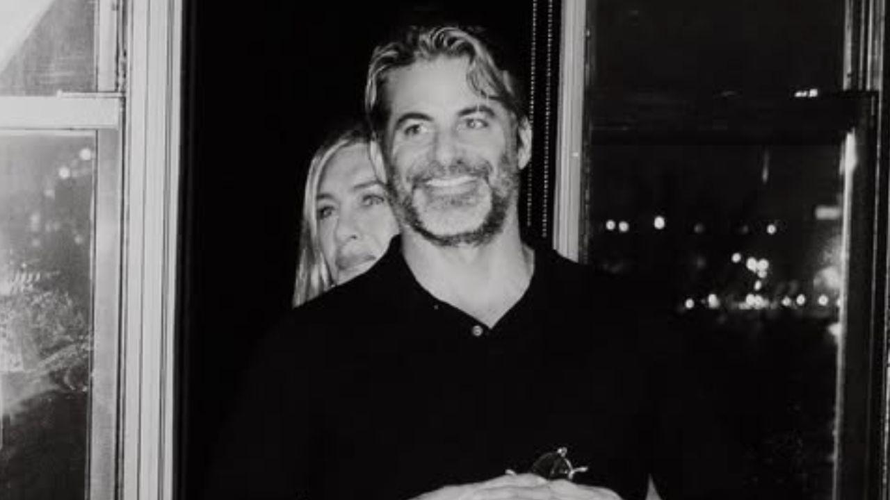 Image of Jennifer Aniston and Jim Curtis got candid about his partial paralysis diagnosis.