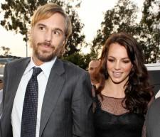 2010__03__Britney_Spears_Jason_Trawick_March17news 225×193.jpg