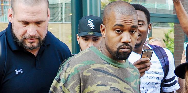 Kanye West goes nearly unnoticed in New York in camouflage