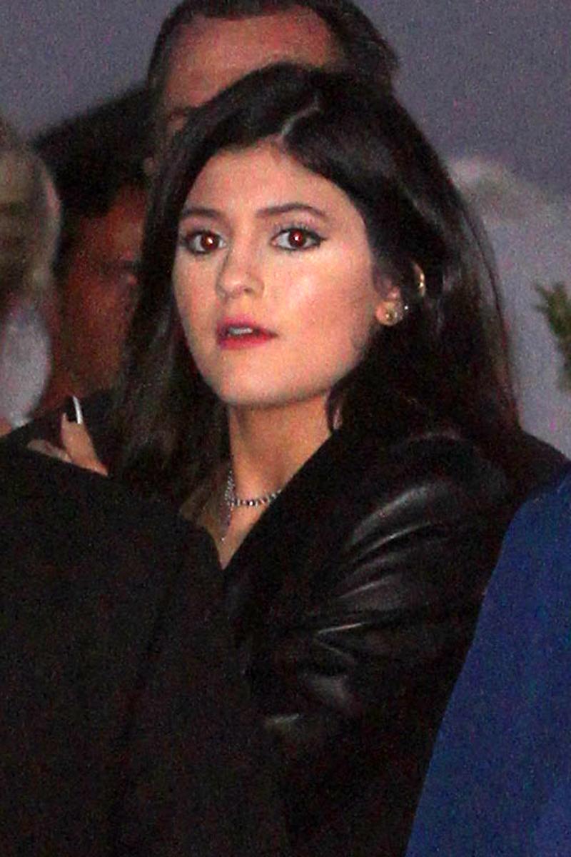 ‘Too Big!’ Kylie Jenner Admits ‘Botched’ Plastic Surgery & Her Battle ...