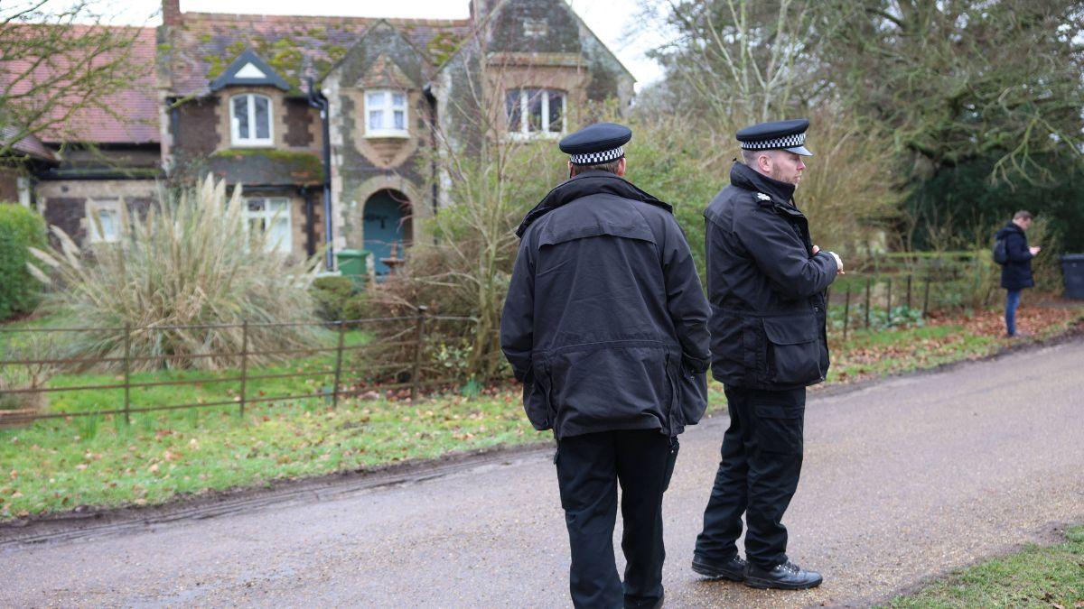 image of Police officers were seen outside of the royal family's Sandringham Estate in Norfolk on Thursday morning.