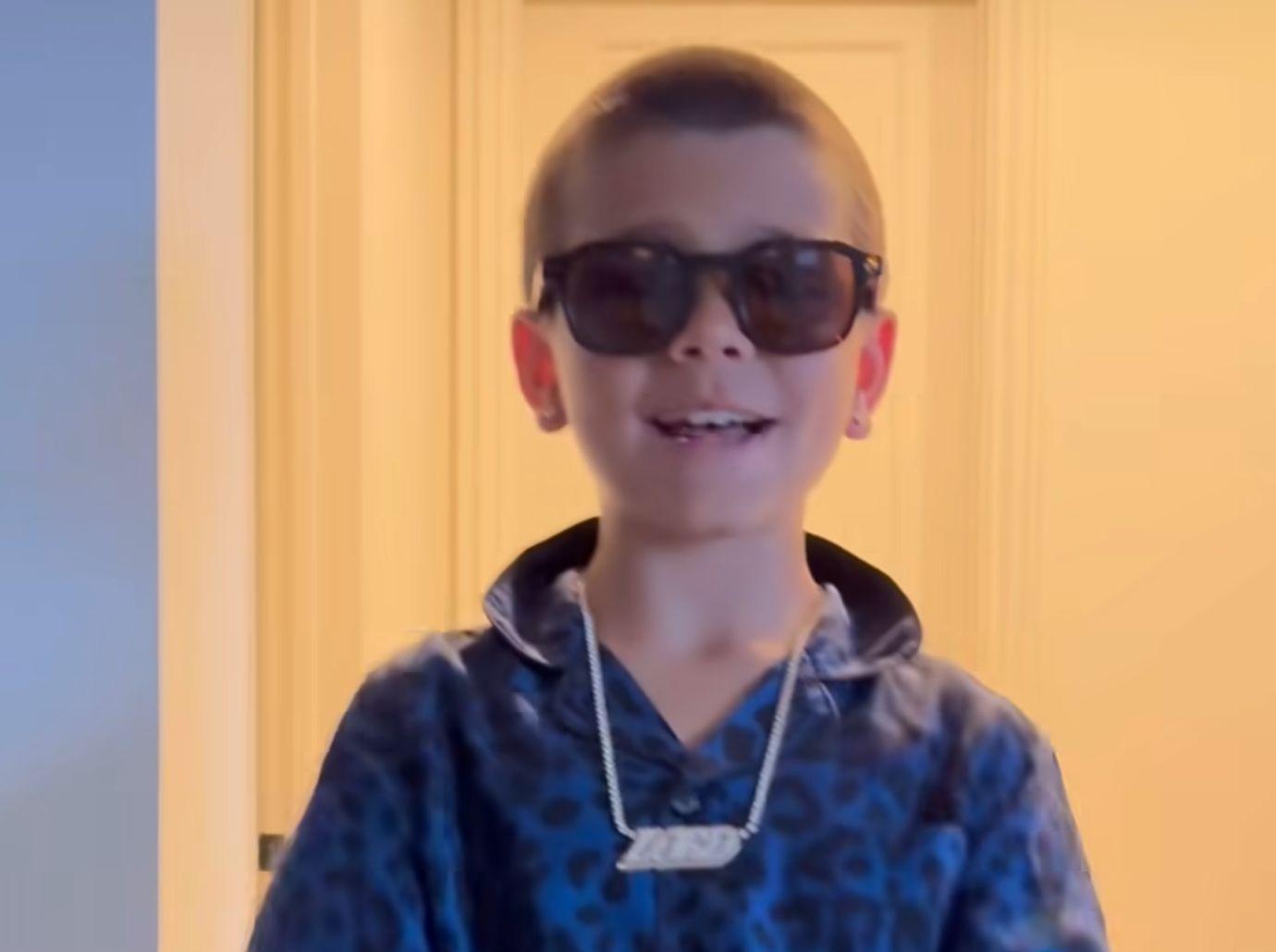 scott disicks son reign gold jewelry celebrate passover photos