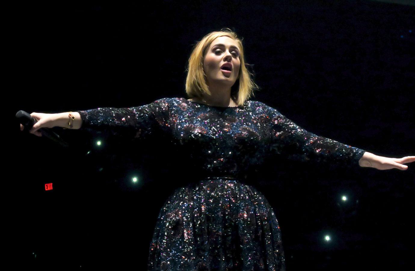 Adele finishes off her sold out US tour