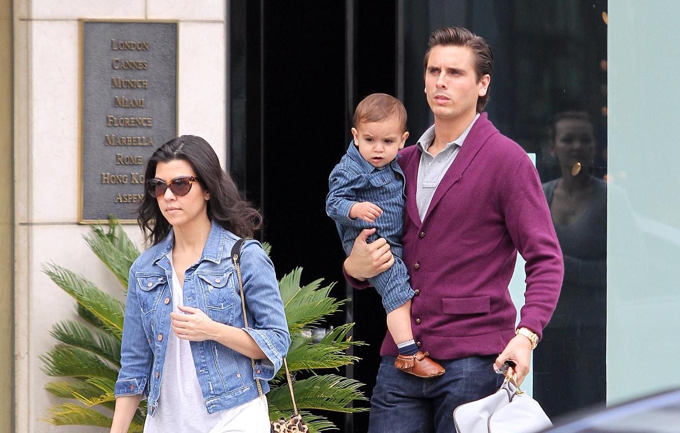 scott disick distract kourtney travis wedding