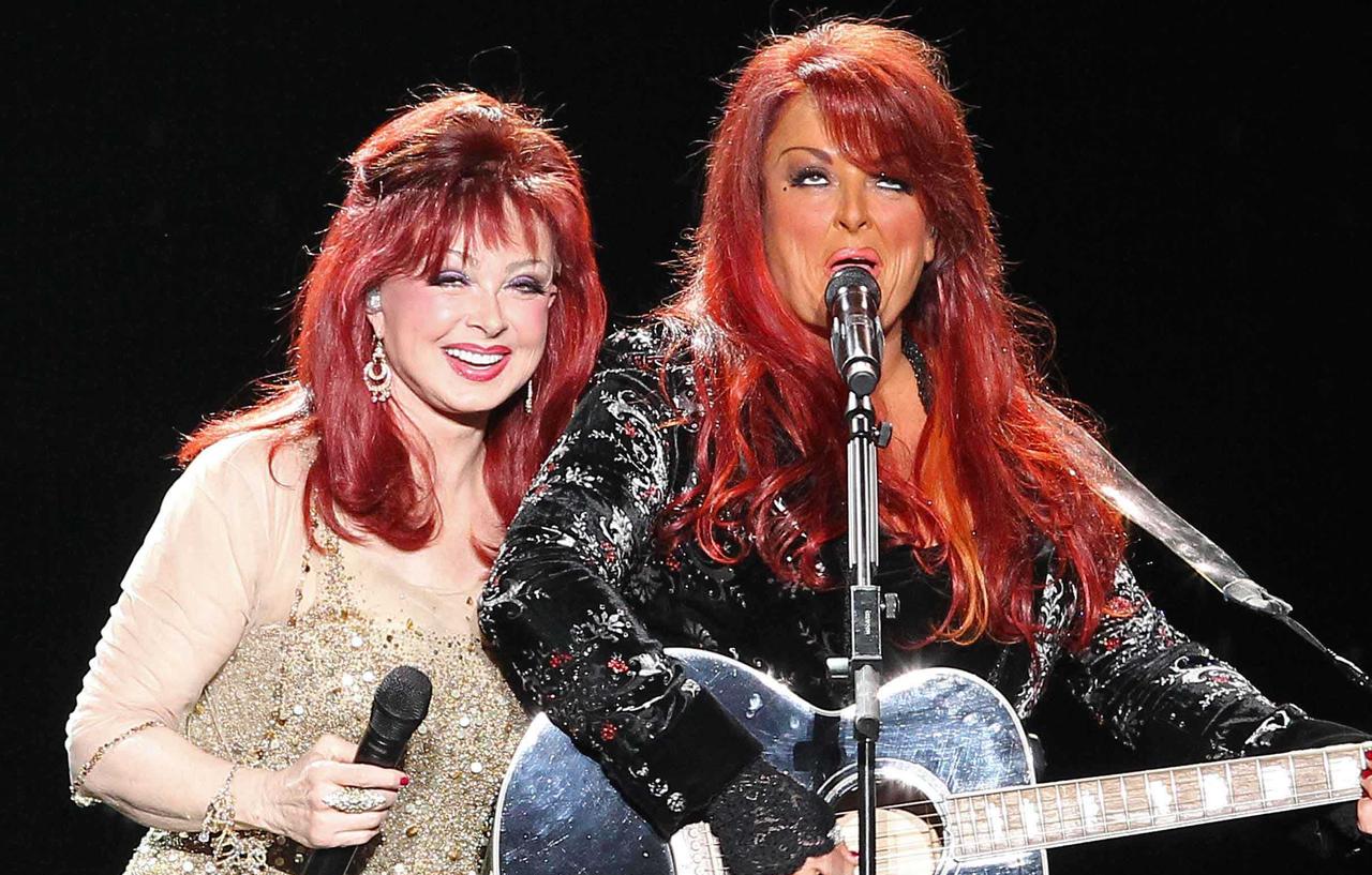 Wynonna Judd Reacts To Death Of Friend Lisa Marie Presley