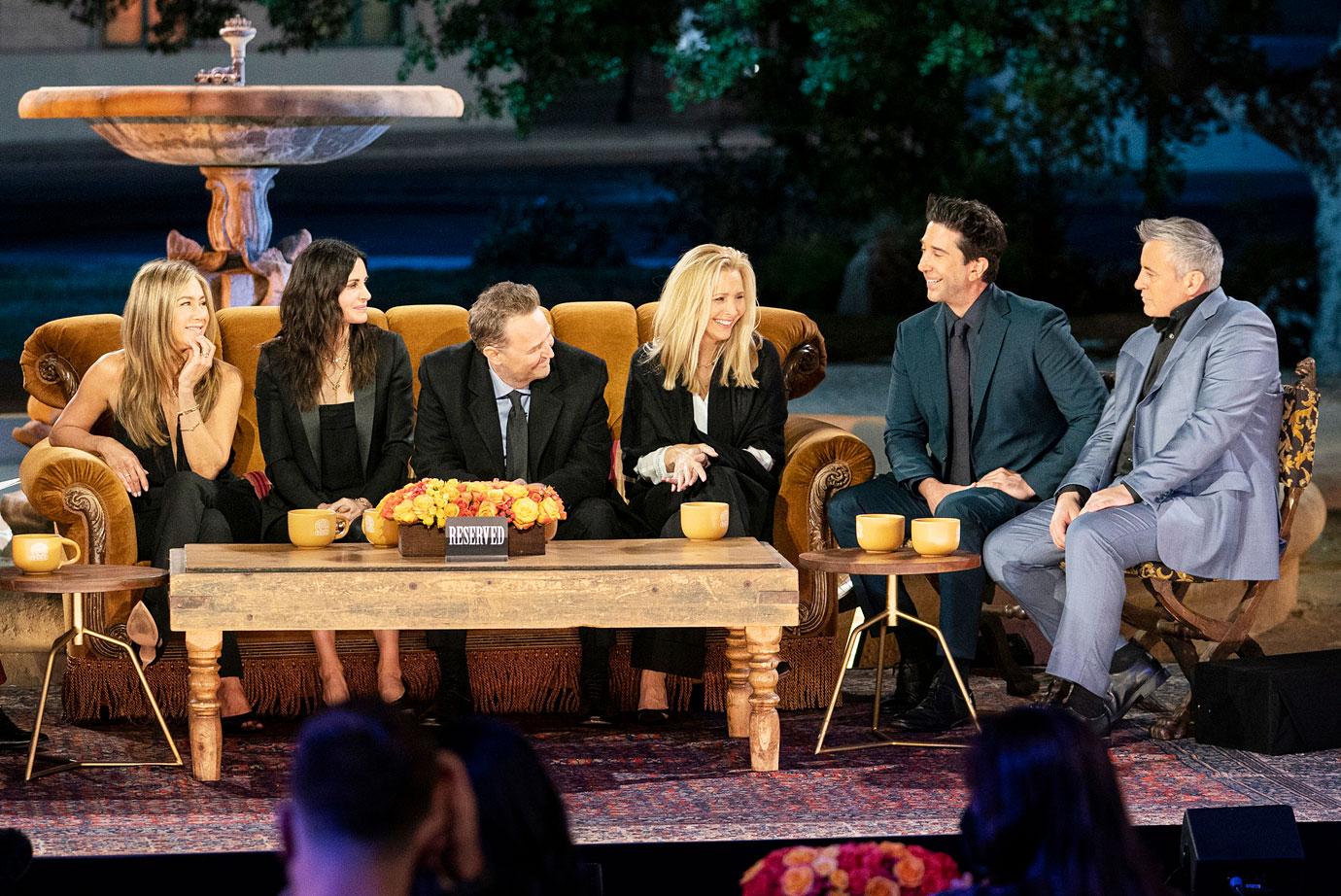 matthew perry friends worried actorabout to implode following shocking friends reunion split from fiancee ok