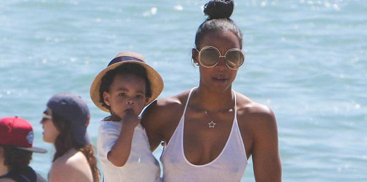 Kelly rowland son titan beach day hr