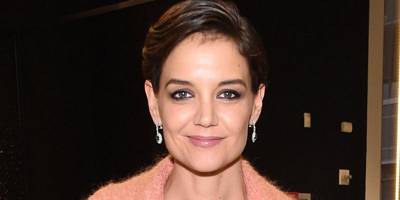 Katie holmes supports jamie foxx