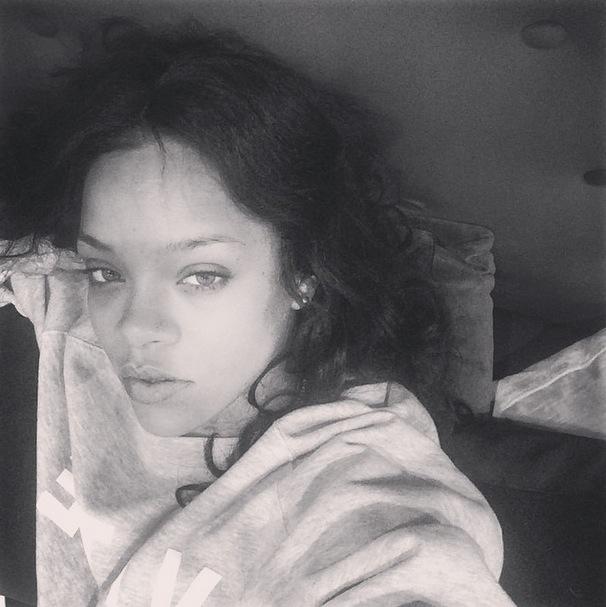 04 rihanna 2 no makeup