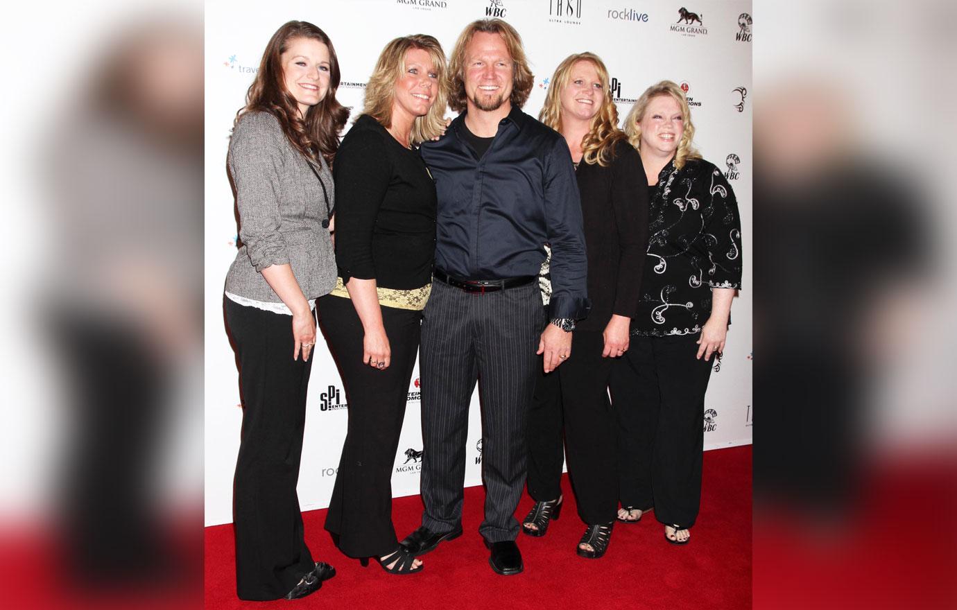 sister wives stars kody brown and legally married wife robyn brown reportedly owe dollar in taxes